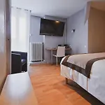 The Originals Boutique, Du Pont Roupt, Hotel