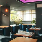 The Originals Boutique, Du Pont Roupt, 3* マンド