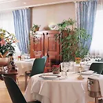 ホテル The Originals Boutique, Du Pont Roupt,