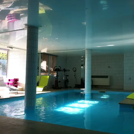 The Originals Boutique, Du Pont Roupt,