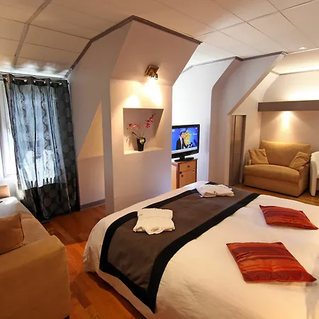 Hotel The Originals Boutique, Du Pont Roupt,