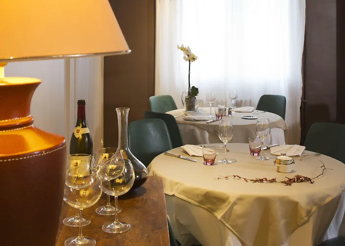Hotel The Originals Boutique, Du Pont Roupt, 3*